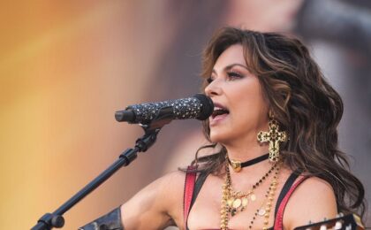 Shania Twain lansează al șaptelea album de studio: O bucurie să împărtășesc această parte din mine