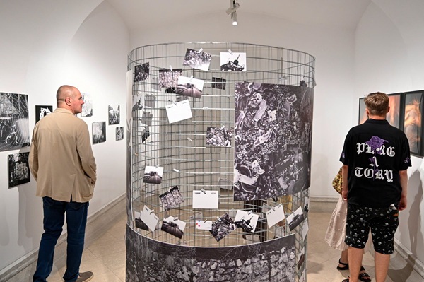 „Turning Point”, o expoziție de neratat 2 turning 1