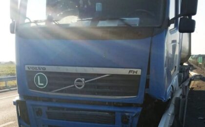 Accident pe autostrada A1. Circulație restricționată în zona Topolovățu Mare 21 Accident pe autostrada A1. Circulație restricționată în zona Topolovățu Mare