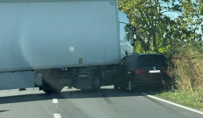 Accident pe Calea Torontalului, doi oameni răniți 1 Accident pe Calea Torontalului, doi oameni răniți