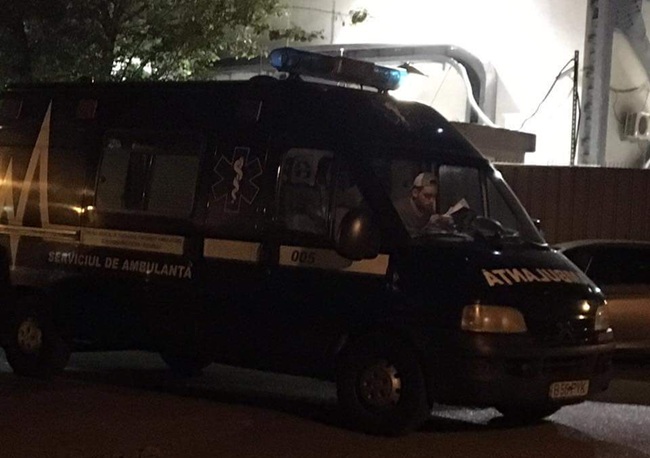 „Ambulanța neagră”, o dezinformare. MAI dezminte postările false de pe TikTok 1 „Ambulanța neagră”, o dezinformare. MAI dezminte postările false de pe TikTok