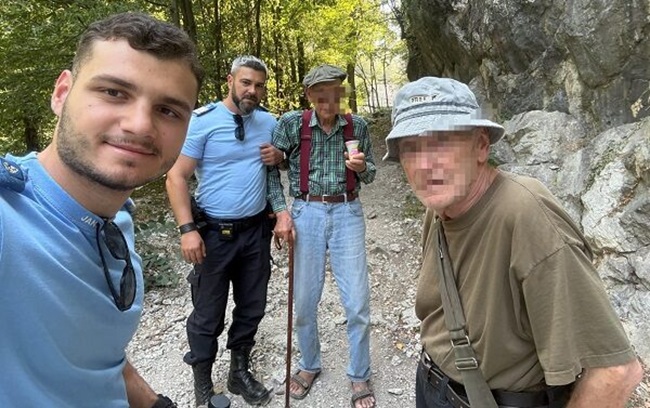 Bătrânel de 89 de ani, aventurat singur pe munte, salvat de jandarmi