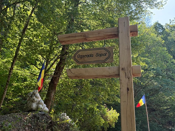 Estul Timișului își deschide valorile turistice. De la Șopot și Transluncani, la Surduc și Poiana Ruscă (foto) 6 Estul Timișului își deschide valorile turistice. De la Șopot și Transluncani la Surduc și Poiana Ruscă (foto)