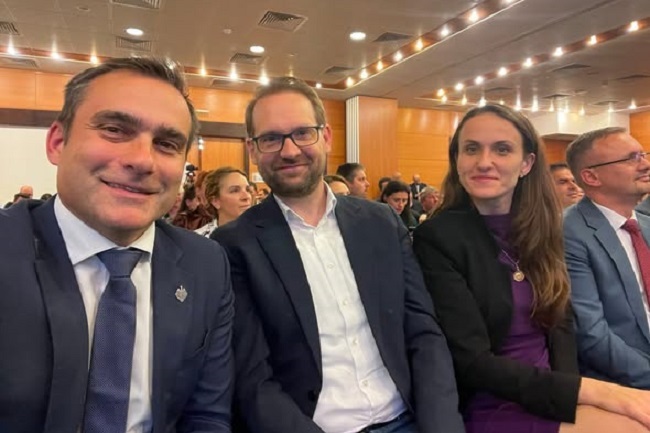 Allen Coliban (USR): Dominic Fritz este un model pentru România 1 Allen Coliban (USR): Dominic Fritz este un model pentru România