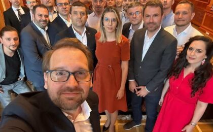 USR îl reconfirmă în unanimitate pe Dominic Fritz la conducerea partidului, după decizia CCR