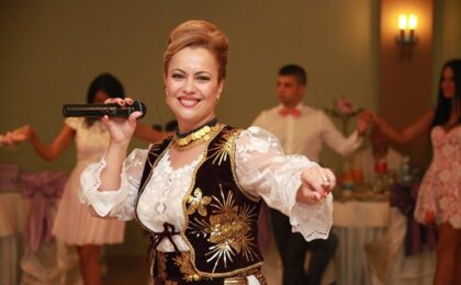 Rugi la Ciacova, Macedonia, Sculea și Percosova, în 15 august. Artiștii invitați de organizatori 1 Rugi la Ciacova, Macedonia, Sculea și Percosova, în 15 august. Artiștii invitați de organizatori