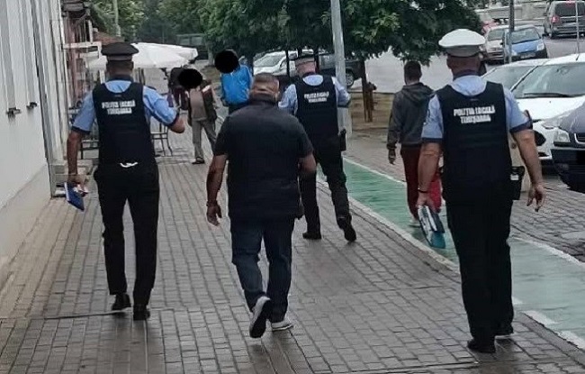 Peste o mie de amenzi pentru scandalagii și petrecăreții nocturni, aplicate de poliţiştii locali în Timişoara