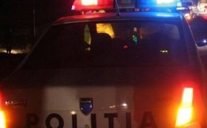 Incident într-o comună timișeană, după ce două persoane nu au fost lăsate să intre la un eveniment 5 Incident într-o comună timișeană, după ce două persoane nu au fost lăsate să intre la un eveniment