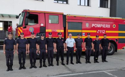 Pompieri arădeni în luptă cu incendiile din Serbia (video) 52 Pompieri arădeni în luptă cu incendiile din Serbia (video)