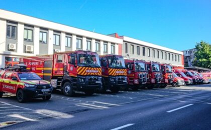 Pompierii timișeni au plecat în sprijinul autorităților din Serbia! Elicopterul Black Hawk este deja în zona afectată de incendii 7 Pompierii timișeni au plecat în sprijinul autorităților din Serbia! Elicopterul Black Hawk este deja în zona afectată de incendii