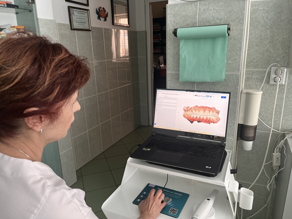 Soluții moderne pentru refacerea danturii la Clinica Universitară de Protetică Dentară din Timișoara