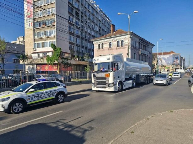 Poliția Locală Timișoara: A intrat în vigoare noul regulament privind circulația autovehiculelor de peste 3,5 tone în oraș. Sancțiunile pentru nerespectarea acestuia pot ajunge la 5.000 de lei