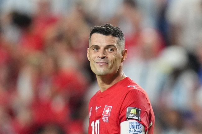 Granit Xhaka recunoaște că a obținut un certificat fals de vaccinare anti-COVID 1 Granit Xhaka recunoaște că a obținut un certificat fals de vaccinare anti-COVID