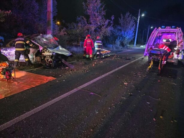 Doi tineri din Petrila au murit într-un grav accident rutier 1 Doi tineri din Petrila au murit într-un grav accident rutier