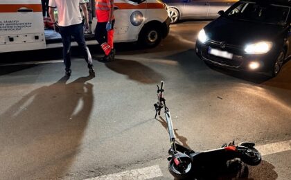 Doi tineri au căzut cu trotineta electrică şi s-au împrăştiat pe şosea. Conducătorul avea o alcoolemie de 0,99 mg/l 5 Doi tineri au căzut cu trotineta electrică şi s-au împrăştiat pe şosea. Conducătorul avea o alcoolemie de 0,99 mg/l