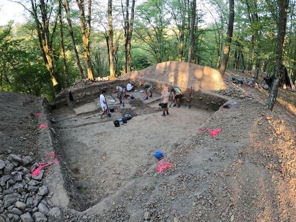 Noi descoperiri arheologice la Crivina. Foto 3 arheologie