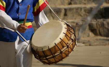 Atelier de limbă și cultură coreeană, la Universitatea de Vest din Timișoara
