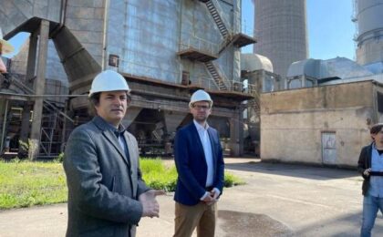 TermSet, noua termoficare cu oameni vechi. Primăria Timișoara mută rețeaua din Colterm într-un serviciu public opac, dar cu buget propriu și 205 posturi 1 TermSet, noua termoficare cu oameni vechi. Primăria Timișoara mută rețeaua din Colterm într-un serviciu public opac, dar cu buget propriu și 205 posturi