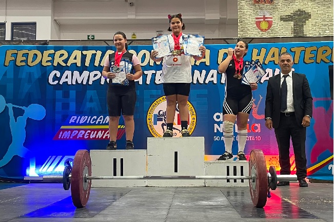 Munca de astăzi formează campionii de mâine! Se întâmplă într-o comună de lângă Timişoara 2 Munca de astăzi formează campionii de mâine! Se întâmplă într-o comună de lângă Timişoara