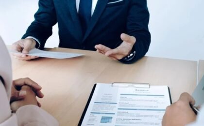 Apar două profesii noi pentru români. Una este deja căutată de angajatori și plătită cu peste 2.000 de euro/lună 38 Apar două profesii noi pentru români. Una este deja căutată de angajatori și plătită cu peste 2.000 de euro/lună