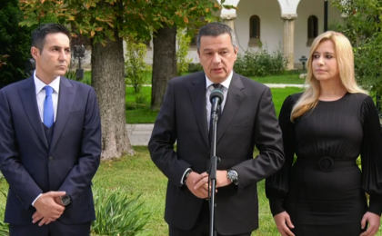 Au început consultările la Palatul Cotroceni. Sorin Grindeanu, după întâlnirea cu Nicușor Dan: Suntem pregătiți să preluăm guvernarea 2 Au început consultările la Palatul Cotroceni. Sorin Grindeanu, după întâlnirea cu Nicușor Dan: Suntem pregătiți să preluăm guvernarea