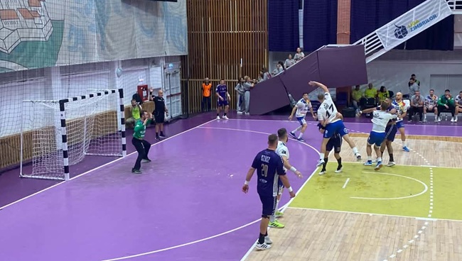 SCM Poli Timișoara s-a impus în derby-ul cu HC Buzău din Liga Zimbrilor 1 SCM Poli Timișoara s-a impus în derby-ul cu HC Buzău din Liga Zimbrilor
