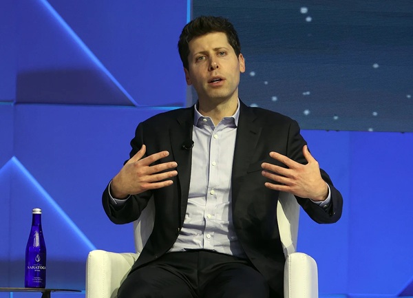 Sam Altman, directorul OpenAI, avertizează la ONU asupra riscurilor AI. Cere standarde de siguranță 1 Sam Altman, directorul OpenAI, avertizează la ONU asupra riscurilor AI. Cere standarde de siguranță