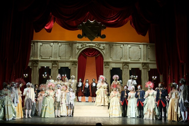 „Bal mascat” de Giuseppe Verdi, la Opera Națională Română din Timișoara 1 „Bal mascat” de Giuseppe Verdi, la Opera Națională Română din Timișoara