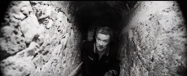 The Prodigy, vizită la Castelul Bran: „A trebuit să-i fac o vizită lui Dracula” (video) 1 The Prodigy, vizită la Castelul Bran: „A trebuit să-i fac o vizită lui Dracula, la el acasă”