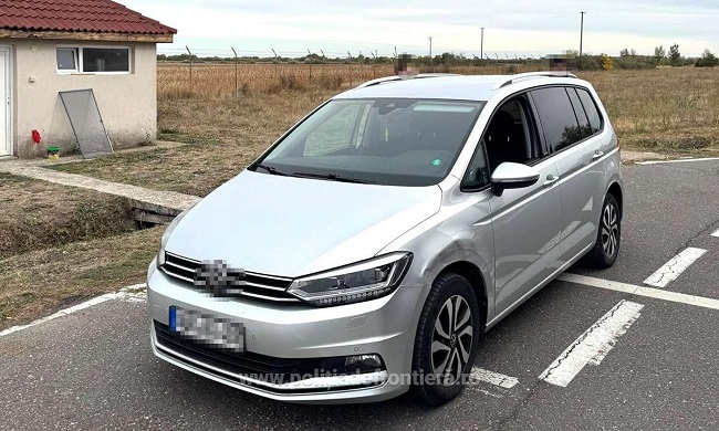 Autoturism căutat de autorităţile din Germania, descoperit la PTF Foeni 1 Autoturism căutat de autorităţile din Germania, descoperit la PTF Foeni