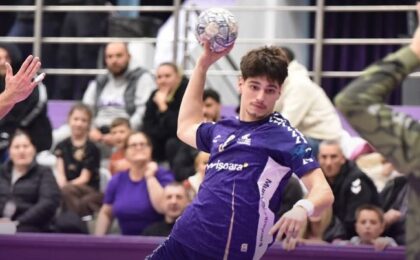 Alb-violeţii, calificare fără emoţii în turul III al EHF European Cup. Urmează un meci greu în campionat