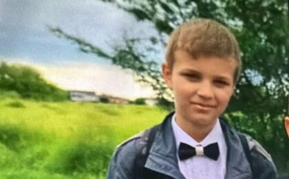 Un băiețel de 11 ani a dispărut din localitatea Ghiroda. UPDATE: Minorul a fost găsit 6 Un băiețel de 11 ani a dispărut din localitatea Ghiroda. Sunați urgent la 112 dacă l-ați văzut
