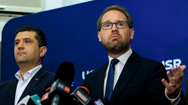 Dominic Fritz acuză AUR că mimează opoziția: Partidul lui George Simion este direct responsabil pentru revenirea PSD la guvernare