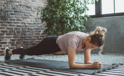 Un exercițiu simplu, făcut o singură dată pe săptămână, poate ajuta la scăderea tensiunii arteriale