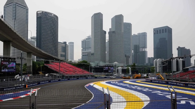 Arestări înaintea Marelui Premiu de Formula 1 din Singapore. Ar fi implicaţi membri ai unor echipe 1 Arestări înaintea Marelui Premiu de Formula 1 din Singapore. Ar fi implicaţi membri ai unor echipe