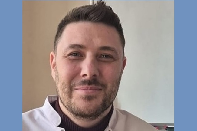 Un pilos plantat ilegal într-o funcție de conducere la Direcția de Sănătate Timiș a rămas fără loc de muncă 1 Un pilos plantat ilegal într-o funcție de conducere la Direcția de Sănătate Timiș a rămas fără loc de muncă