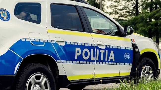 Fugar arestat la Timişoara. A condus o maşină fără a avea permis şi a fost urmărit de poliţişti pe câmp