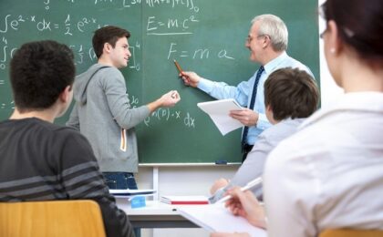 UPT reia pregătirea gratuită a elevilor la matematică pentru bacalaureat și admiterea la facultate 1 UPT reia pregătirea gratuită a elevilor la matematică pentru bacalaureat și admiterea la facultate