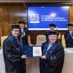 Masterclass Internațional de Chirurgie a Glaucomului, la Timișoara. Cinci profesori de talie mondială au pregătit medici și studenți în cele mai noi proceduri din domeniu 2 Masterclass Internațional de Chirurgie a Glaucomului, la Timișoara. Cinci profesori de talie mondială au pregătit medici și studenți în cele mai noi proceduri din domeniu