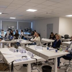 Masterclass Internațional de Chirurgie a Glaucomului, la Timișoara. Cinci profesori de talie mondială au pregătit medici și studenți în cele mai noi proceduri din domeniu 9 Masterclass Internațional de Chirurgie a Glaucomului, la Timișoara. Cinci profesori de talie mondială au pregătit medici și studenți în cele mai noi proceduri din domeniu