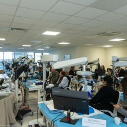 Masterclass Internațional de Chirurgie a Glaucomului, la Timișoara. Cinci profesori de talie mondială au pregătit medici și studenți în cele mai noi proceduri din domeniu 7 Masterclass Internațional de Chirurgie a Glaucomului, la Timișoara. Cinci profesori de talie mondială au pregătit medici și studenți în cele mai noi proceduri din domeniu