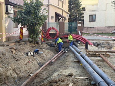 Regenerarea urbană din Traian avansează cu lucrări la rețeaua de termoficare din zona Pieței Romanilor 2 piata traian 2 1