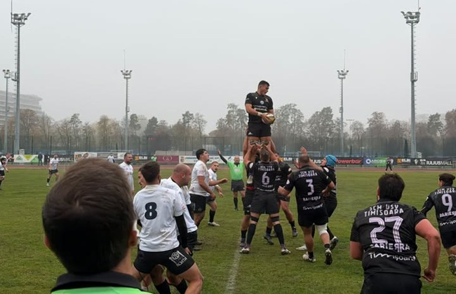 Calificare în stil de campioni! "U" Elbi Cluj - SCM USV Timișoara: 7-55 1 Calificare în stil de campioni! "U" Elbi Cluj - SCM USV Timișoara 7:55