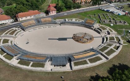 Amfiteatrul roman de la Ulpia Traiana Sarmizegetusa a fost redeschis publicului