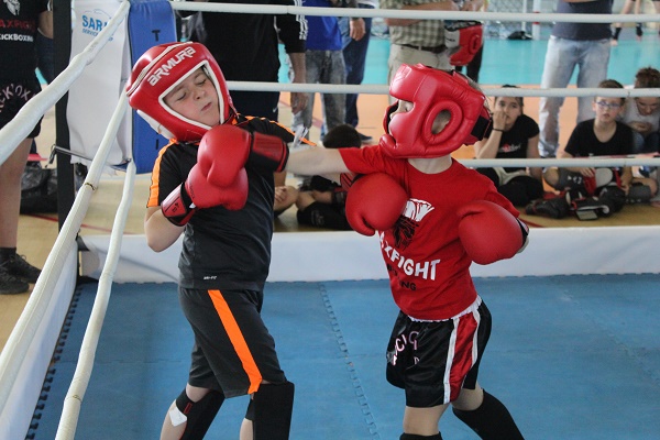 Cupa MaxFight Izvin kick boxing 01