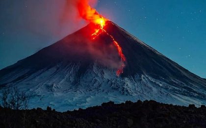 Şase alpinişti au murit în timpul escaladării celui mai înalt vulcan activ din Rusia