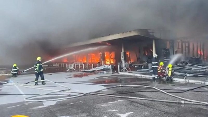 Bilanț actualizat: cel puțin 18 persoane au murit în urma atacului de la mall-ul din Ucraina