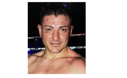 Un boxer italian continuă să urce în ring, deși a fost învins în 105 meciuri din 109