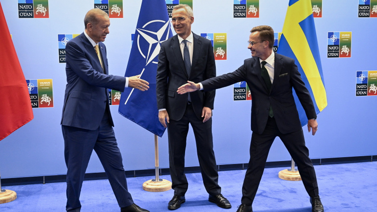 Ungaria sprijină aderarea Suediei la NATO