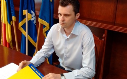 Urmărit penal pentru dare de mită, Nicolae Bitea, membru în BPJ al PNL Timiș, se autosuspendă din partid